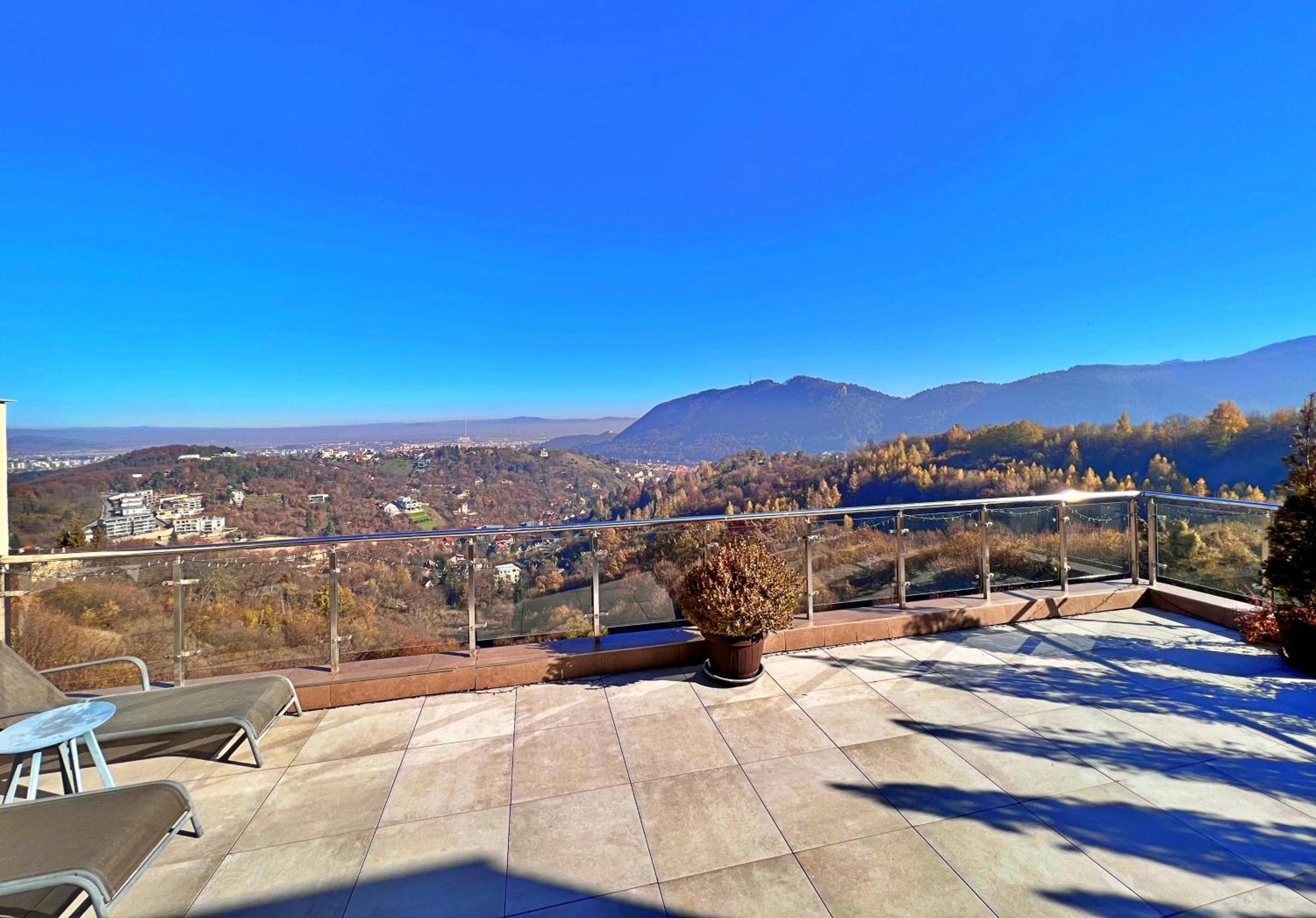 Coroni Seasons Apart With Panoramic View Brašov Exteriér fotografie
